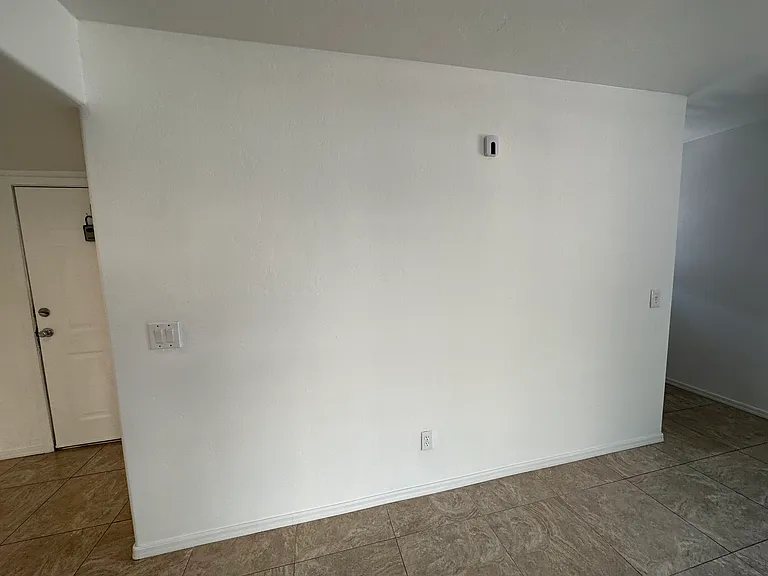 1005 E Water St #1 — Photo 23