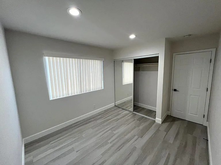 2282 W Dunlop St — Photo 32