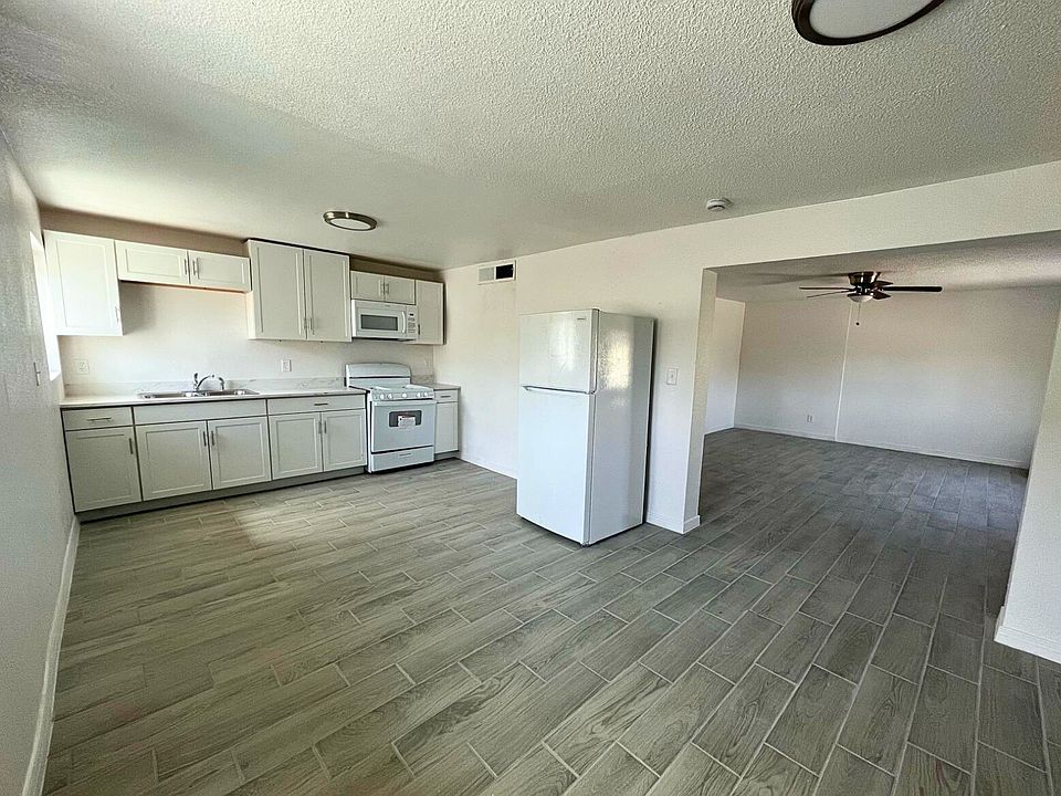 1st image of 102 Encino Dr #A