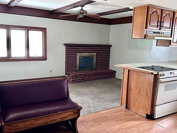 5th image of 22436 Cranbrook Dr