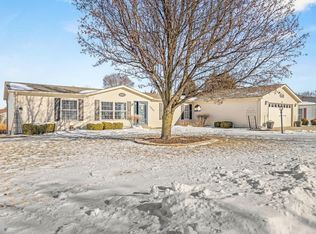 5644 Buttercup Ln, Machesney Park, IL
