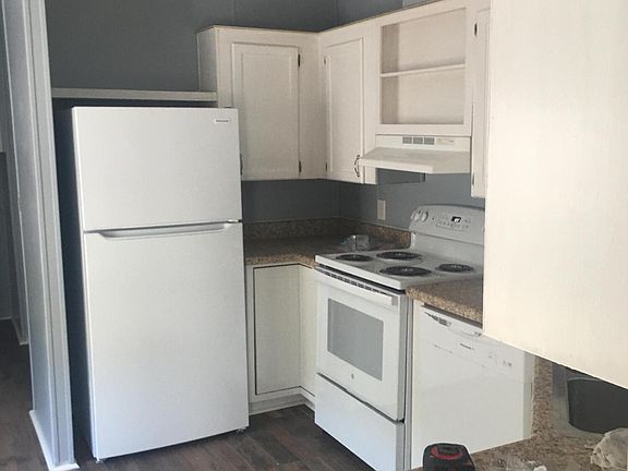 4th image of 3036 Thornhill Drive