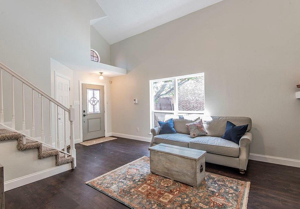 1st image of 1338 Mimosa Ln