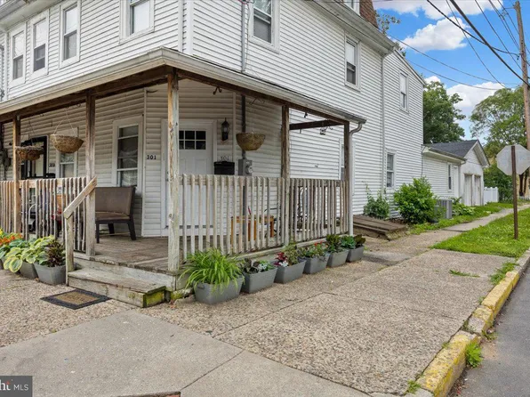 301 Broad St, Beverly, NJ 08010