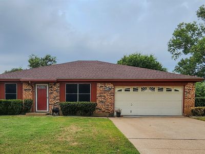 6410 Rock Springs Dr, Arlington, TX, 76001