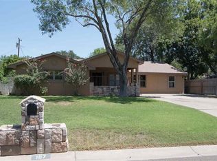 107 Candlewood Rd, Laredo, TX 78045