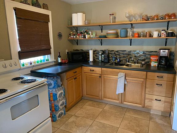4th image of 2936 4th Ave N #1/2