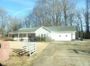 440 Faulkner Heights Dr, Atoka, TN 38004