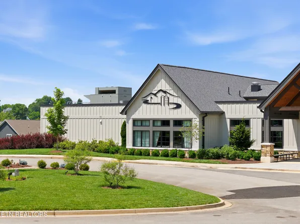147 Summit View Dr, Loudon, TN 37774