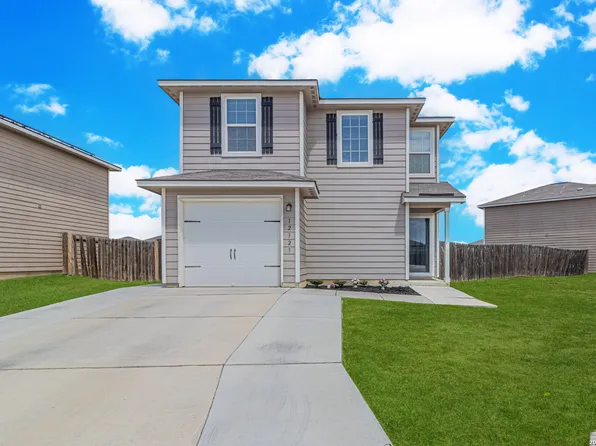 12323 COMMANDER DR, San Antonio, TX 78252
