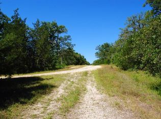 204 Whispering Dr, Somerville, TX 77879