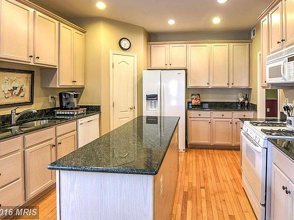 5th image of 14340 Bakerwood Pl
