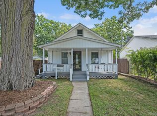 228 Kensington Ave, Ferndale, MI