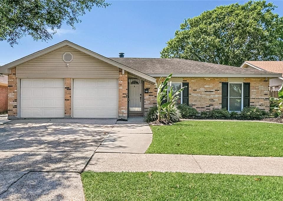 1st image of 204 Sugarpine Dr
