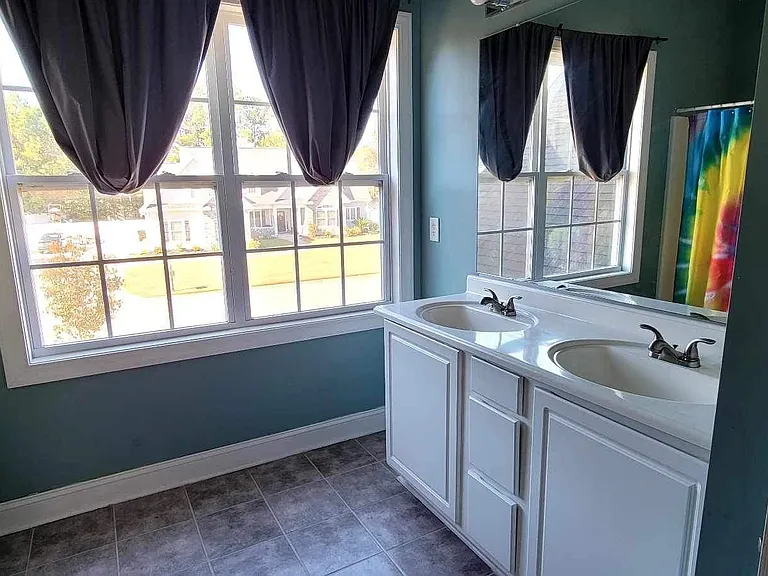 121 Triple Crown Ct — Photo 35