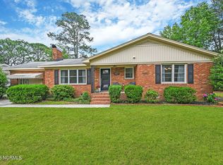1807 Sulgrave Rd, Greenville, NC 27858