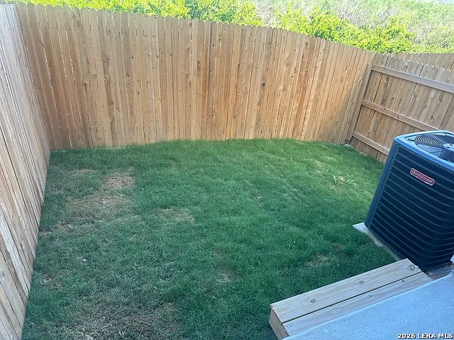 7166 Magnolia Vlg #101 — Photo 27
