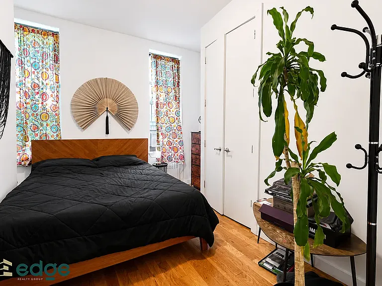 90 Wilson Ave #1F — Photo 3