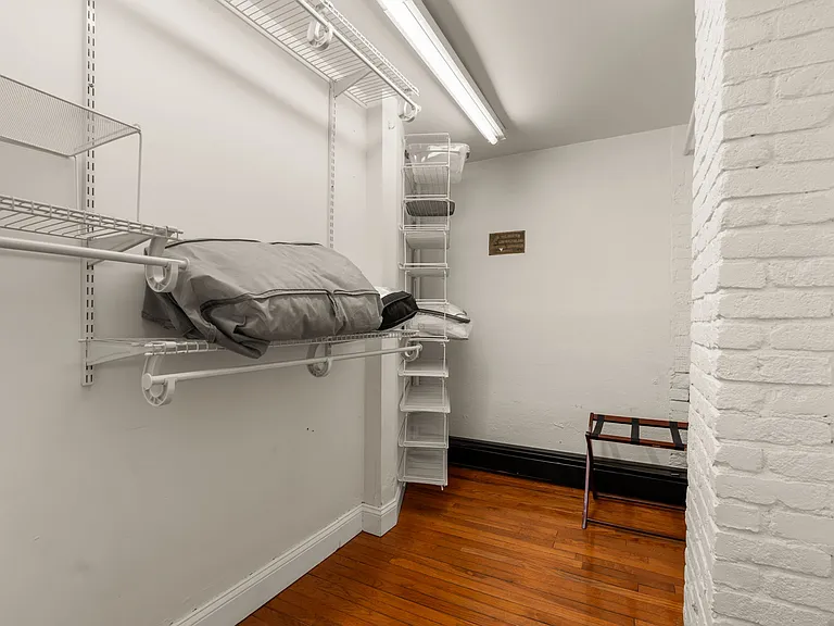 19 Stanhope St #1B — Photo 27