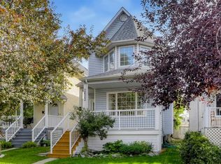 2622 W 24a St SW, Calgary, AB T3E 1W3