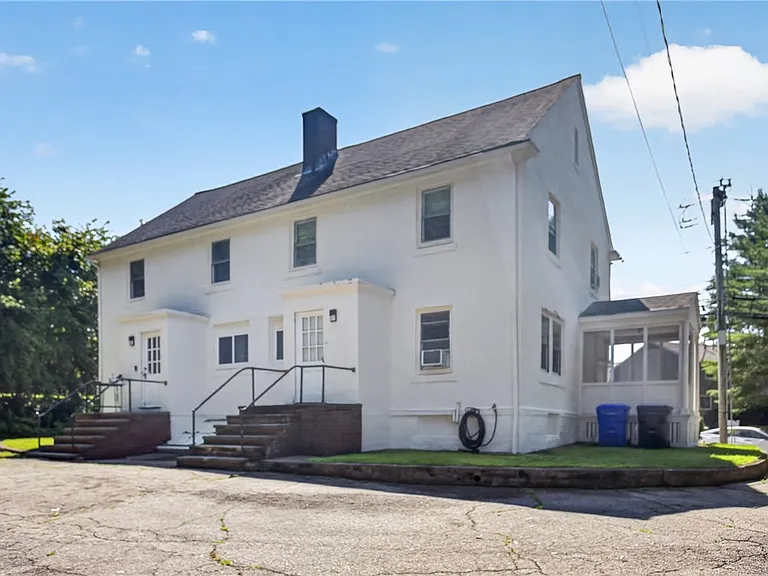 476 Providence St — Photo 49