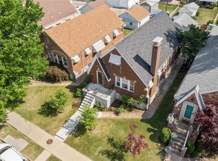 5652 Pernod Ave, Saint Louis, MO