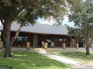 2598 Warncke Rd, La Vernia, TX 78121