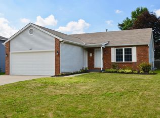 2287 Fernwood Ave, Grove City, OH 43123