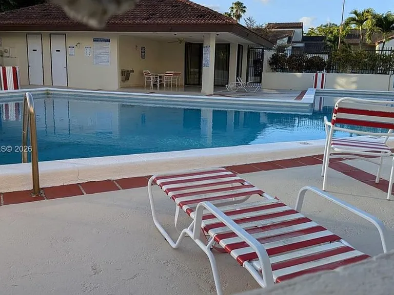 9030 SW 125th Ave #E206 — Photo 21