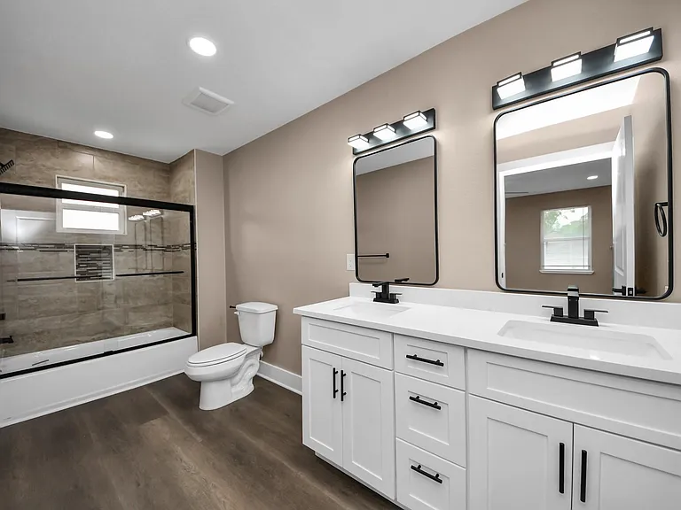 2430 Dolly Wright St #B — Photo 34