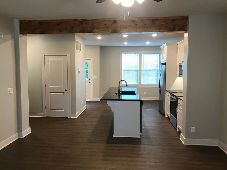This living level is open front to rear