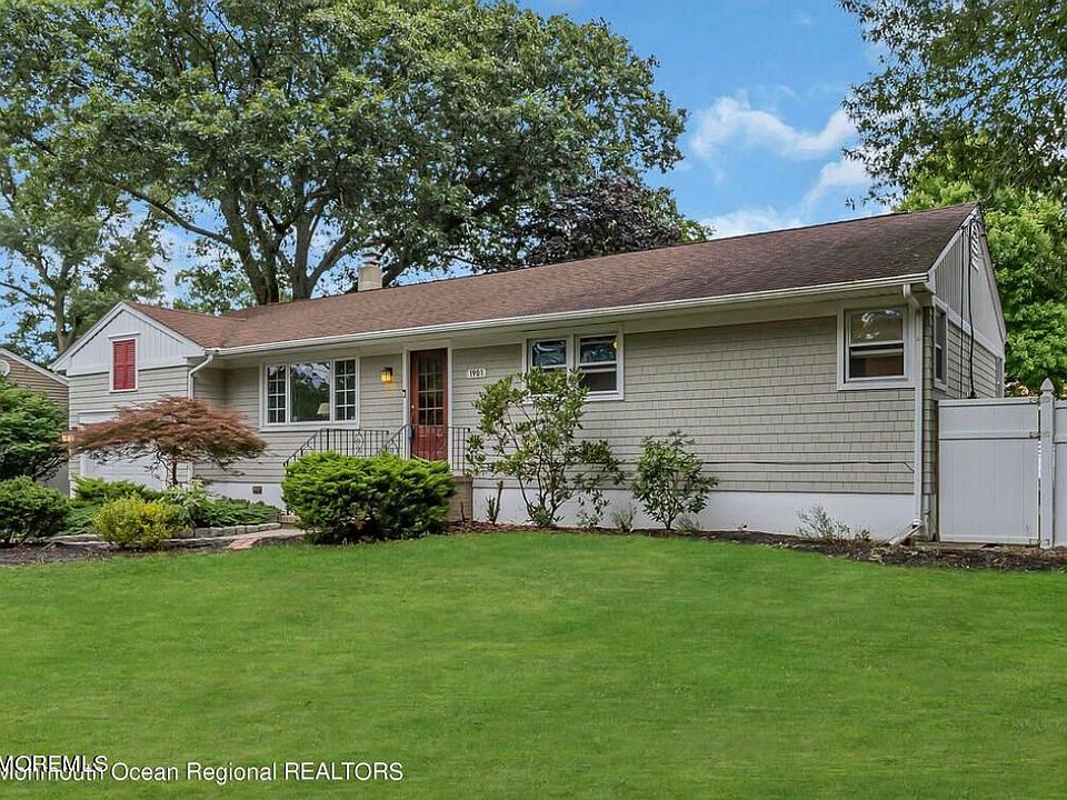 1901 Fanwood St, Oakhurst, NJ 07755 Zillow