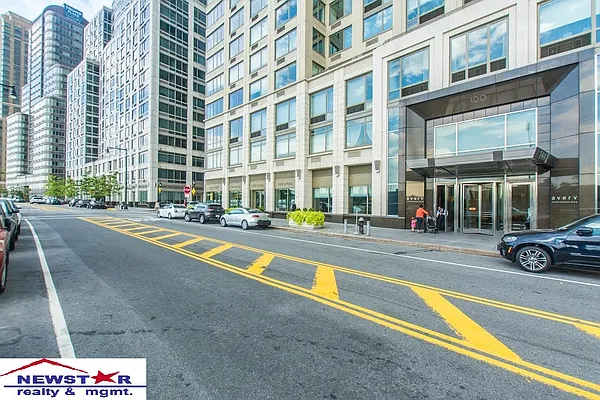Sold by City Sense Realty | media 14