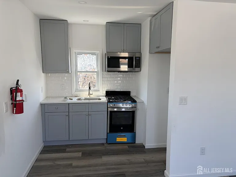 15 Fitch St — Photo 6
