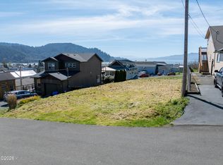 607 Evergreen Ave, Garibaldi, OR