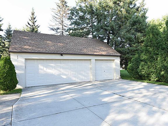 3rd image of 9478 N 60th St