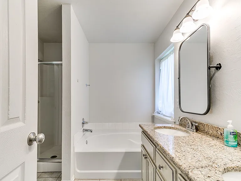 18100 Calle Way — Photo 33