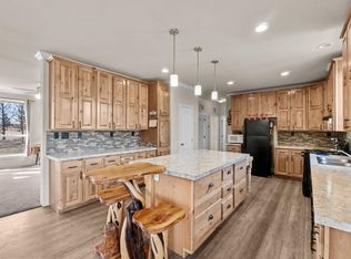 22750 Nelson Rd, Bend, OR 97701