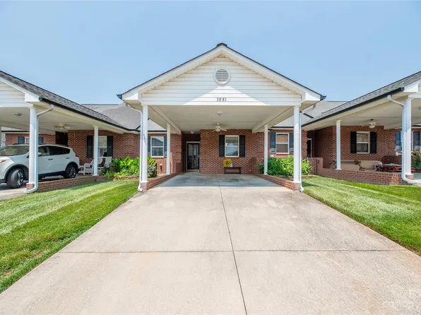 3881 Sage Ct, Denver, NC 28037