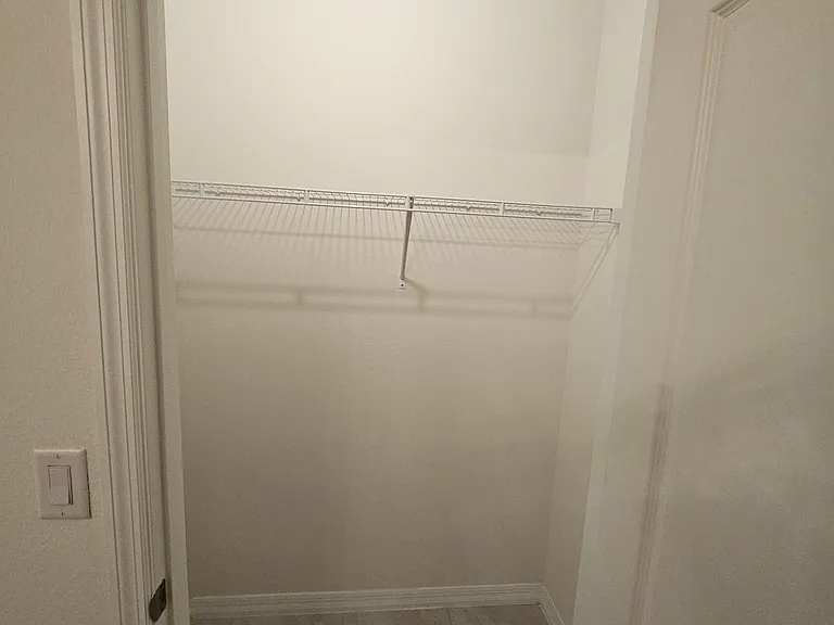 948 Summer Glen Dr — Photo 16