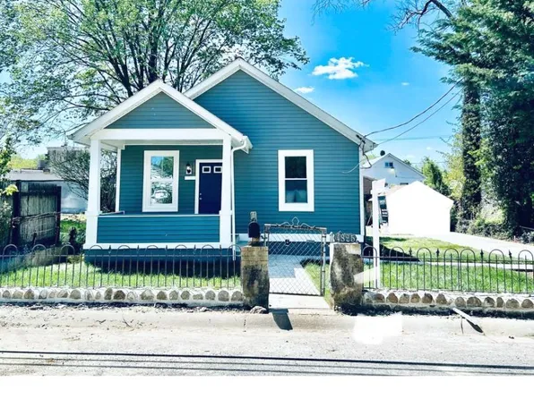4825 Heath St, Capitol Heights, MD 20743