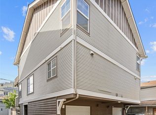 10311 Midvale Avenue N #A, Seattle, WA 98133