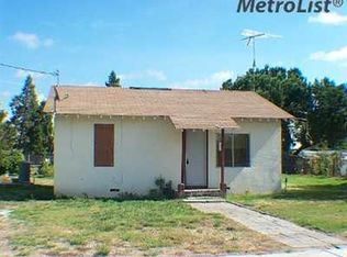 7664 Sycamore St, Delhi, CA