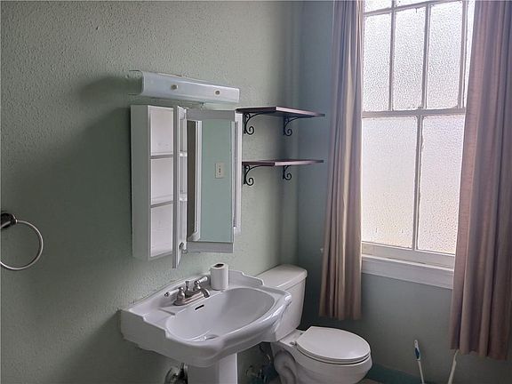 5th image of 5454 Canal Blvd APT 2B