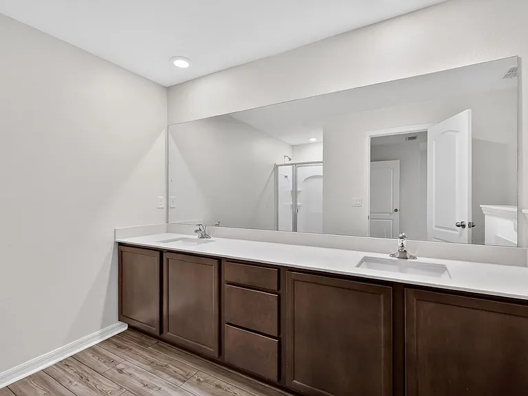 1604 Wynford Cir — Photo 20