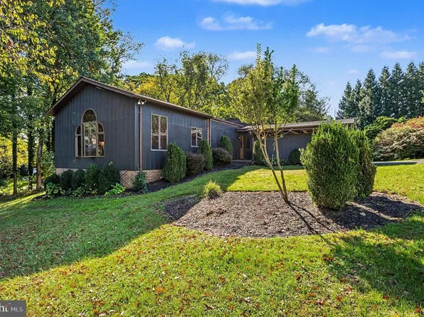 2519 Derby Dr, Fallston, MD 21047