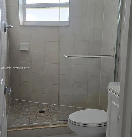 3260 NE 19th Ave #11 — Photo 7