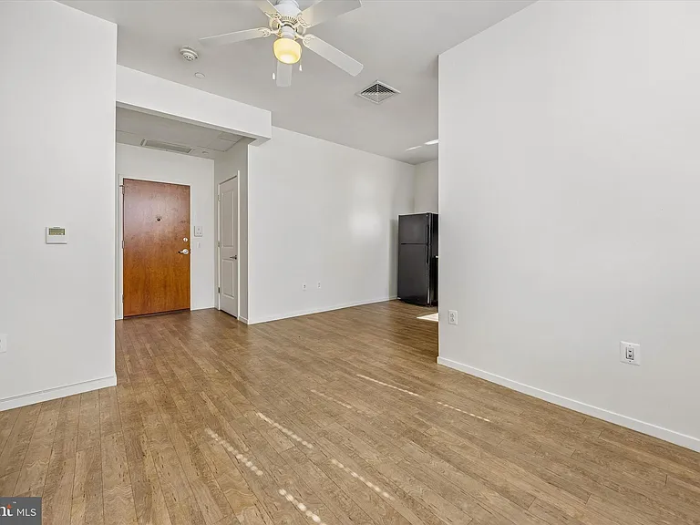 1015-1021 W Lancaster Ave #210-212 — Photo 16