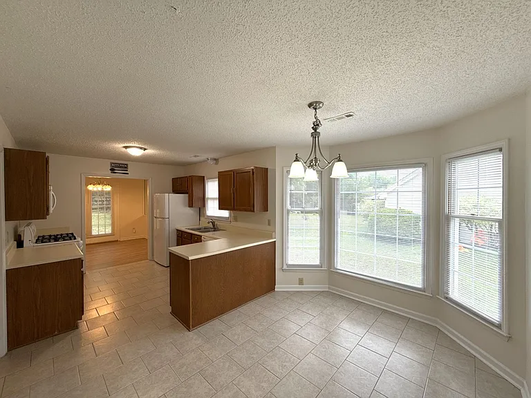 13500 Stephendale Dr — Photo 6