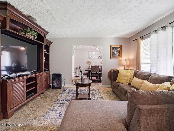 5th image of 2411 AQUARIUS Road